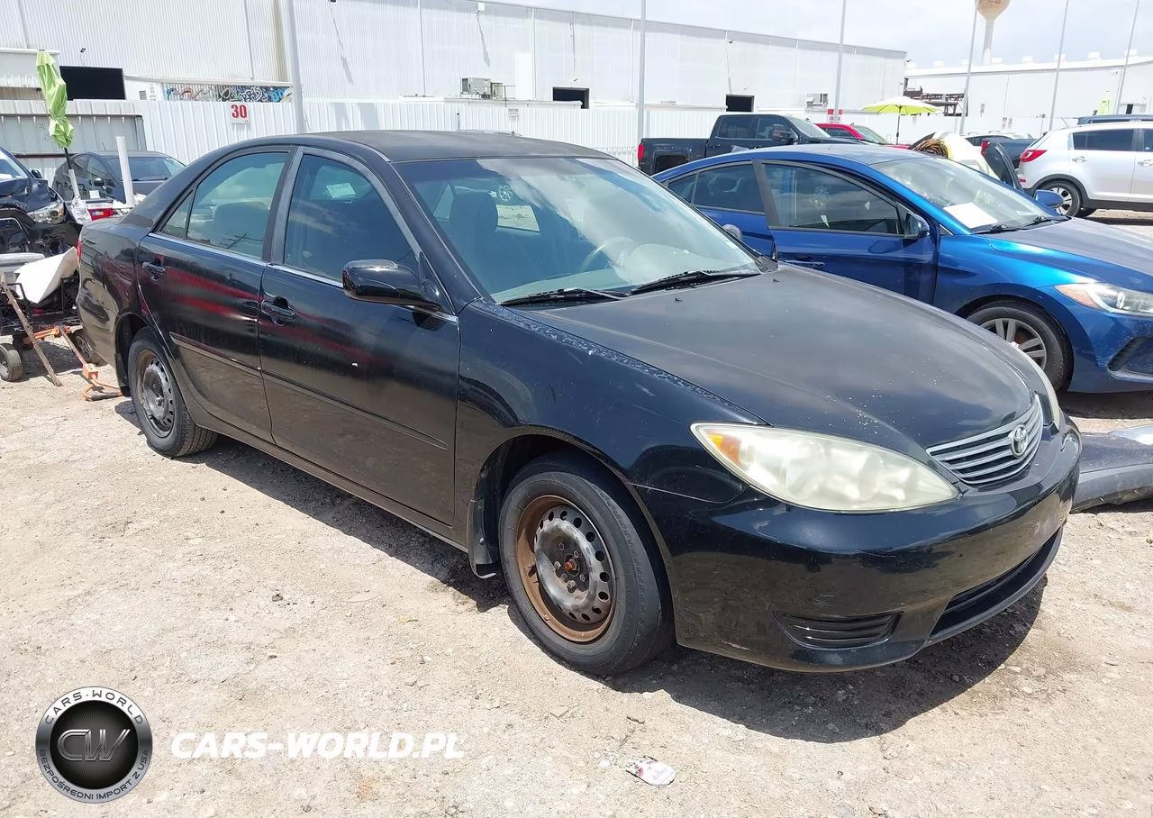 2005 Toyota Camry Le