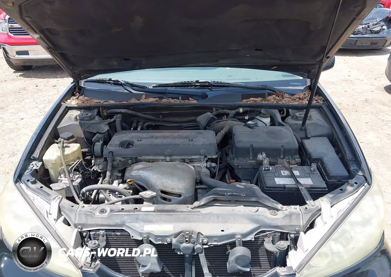 2005 Toyota Camry Le VIN:4T1BE30KX5U086619 - 10