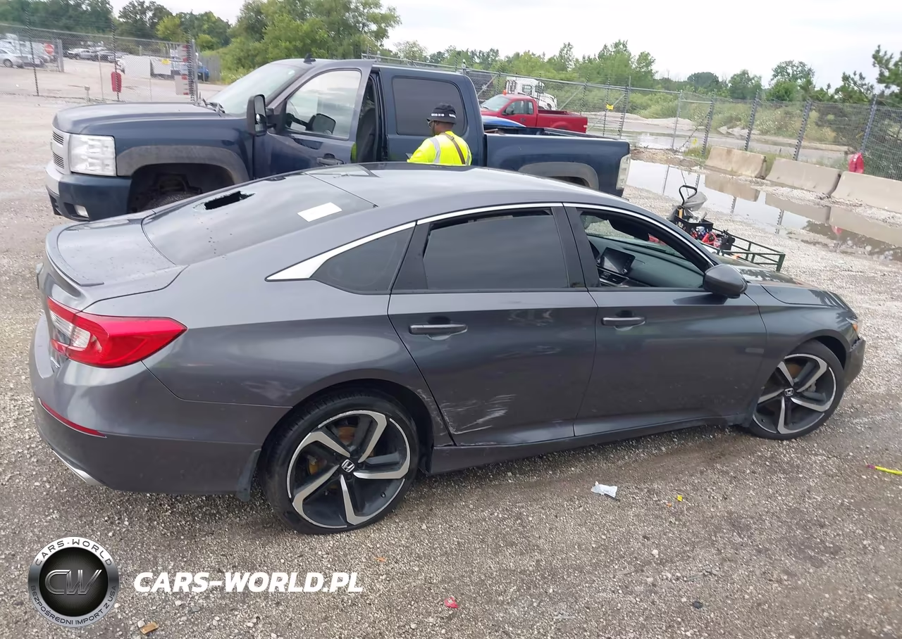 2018 Honda Accord Sport VIN:1HGCV1F30JA263589 - 14