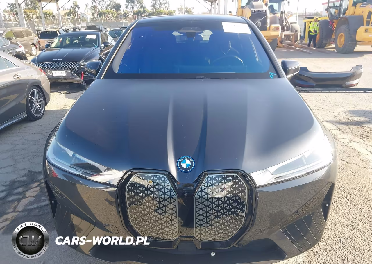 2025 BMW Ix xDrive50 VIN:WB523CF02SCS26353 - 13