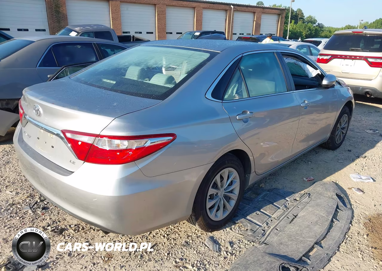 2015 Toyota Camry Le-Xle-Se-Xse VIN:4T1BF1FK9FU068753 - 4
