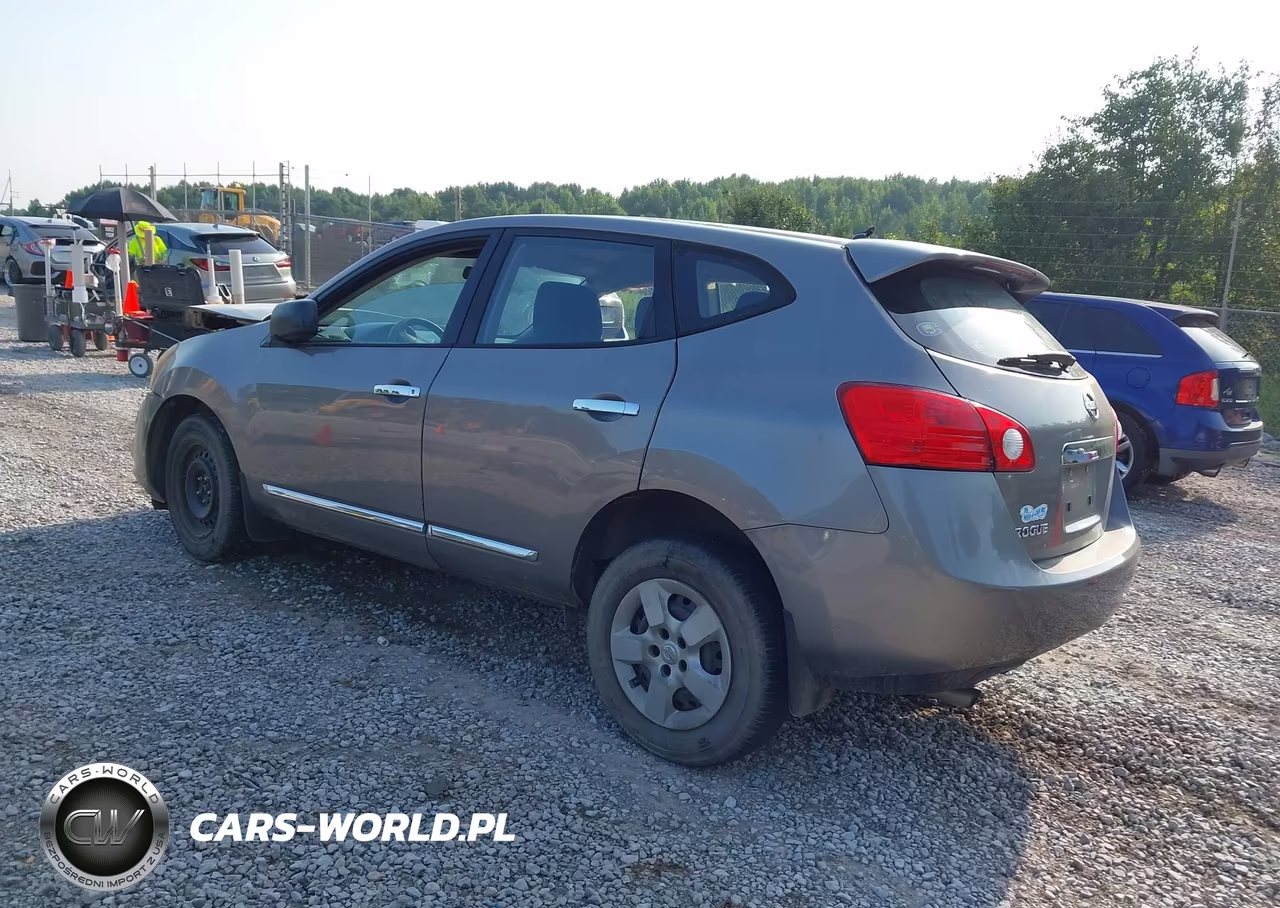 2013 Nissan Rogue S VIN:JN8AS5MTXDW526336 - 3