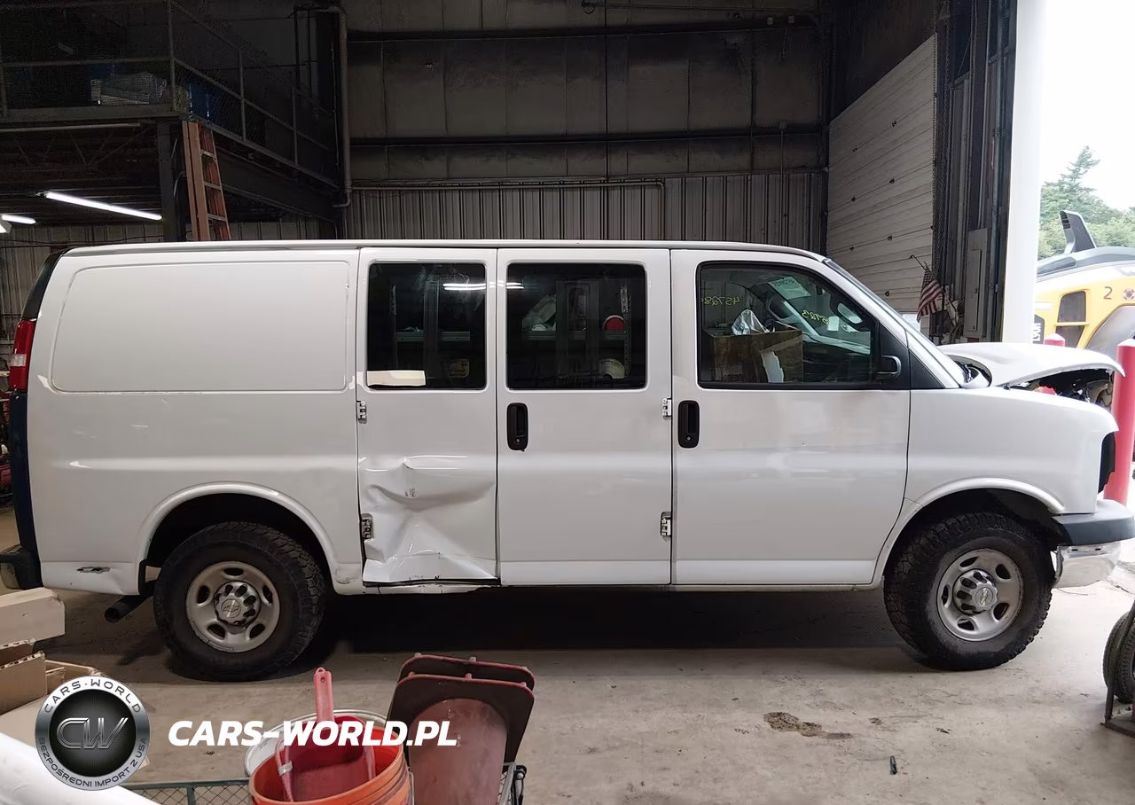 2020 Chevrolet Express Cargo Rwd 2500 Regular Wheelbase Wt VIN:1GCWGAFP9L1258015 - 14