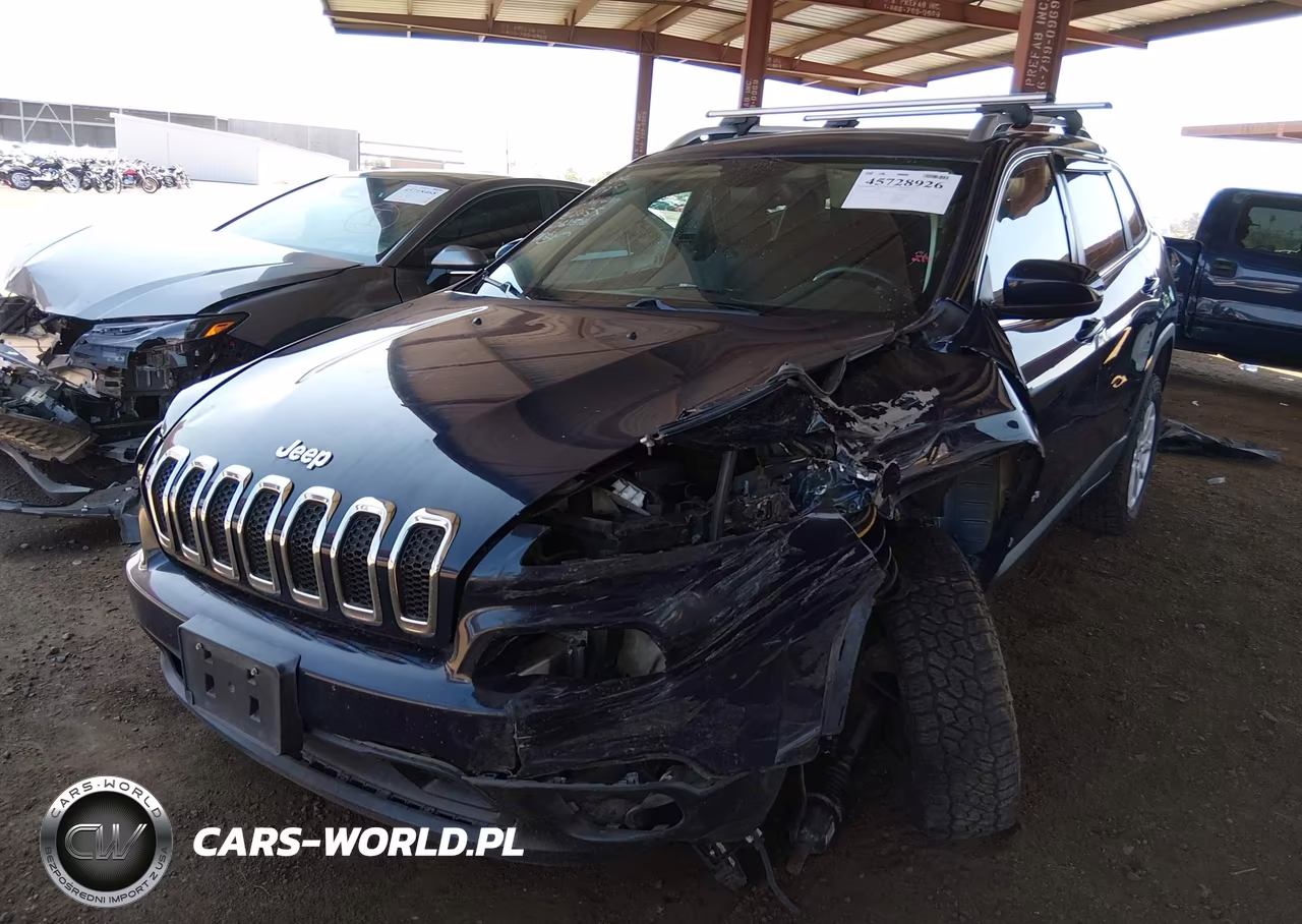 2015 Jeep Cherokee Latitude VIN:1C4PJLCB3FW761878 - 2