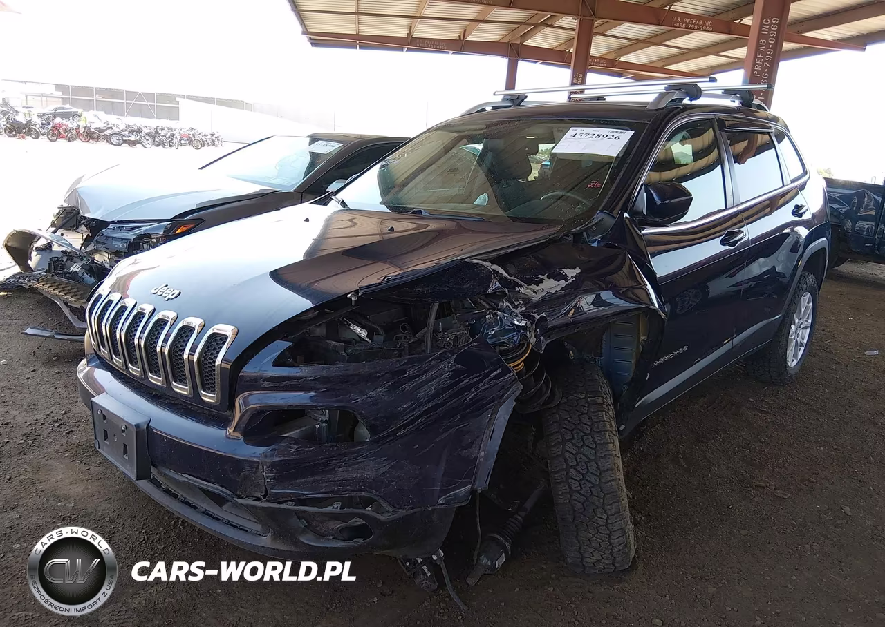 2015 Jeep Cherokee Latitude VIN:1C4PJLCB3FW761878 - 6