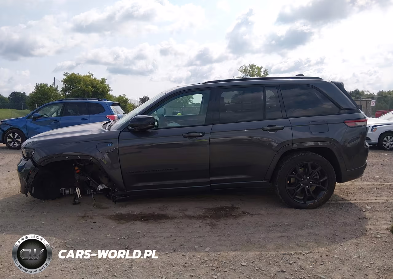 2023 Jeep Grand Cherokee 4Xe 30Th Anniversary VIN:1C4RJYB69P8905367 - 15
