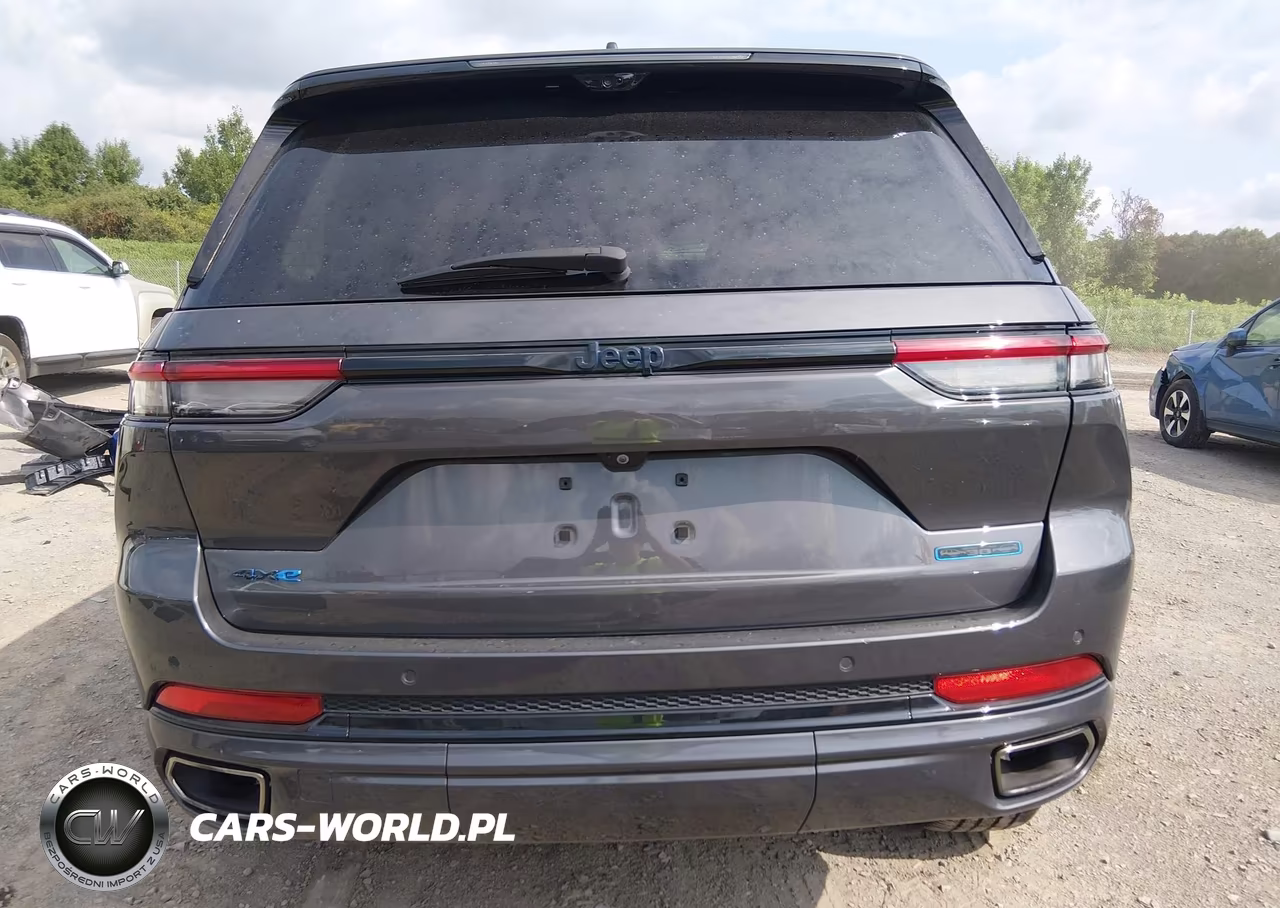 2023 Jeep Grand Cherokee 4Xe 30Th Anniversary VIN:1C4RJYB69P8905367 - 17