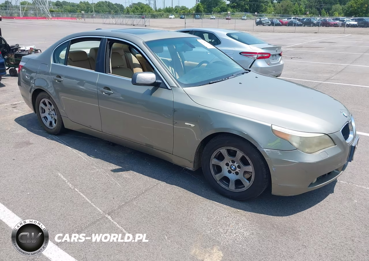 2004 BMW 525I