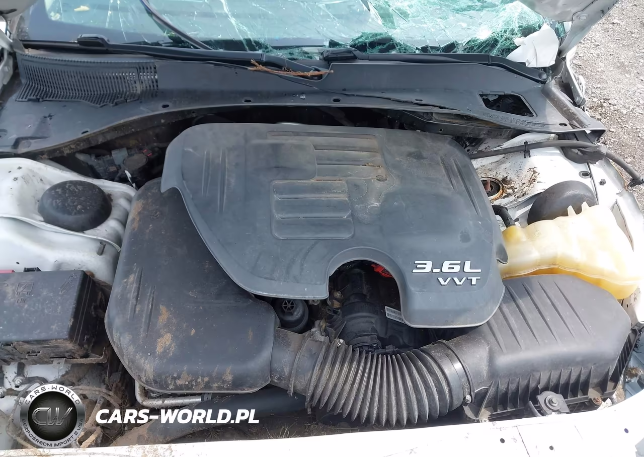 2017 Chrysler 300C VIN:2C3CCAEGXHH570700 - 10