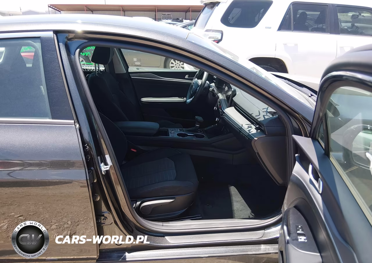 2026 Kia K5 Lxs Fwd VIN:KNAG24J7XT5459827 - 5