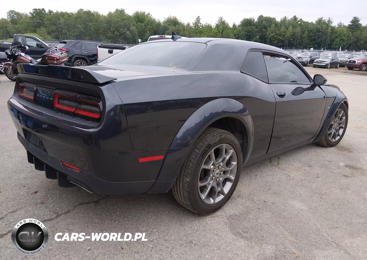2017 Dodge Challenger Gt VIN:2C3CDZGG1HH605102 - 4