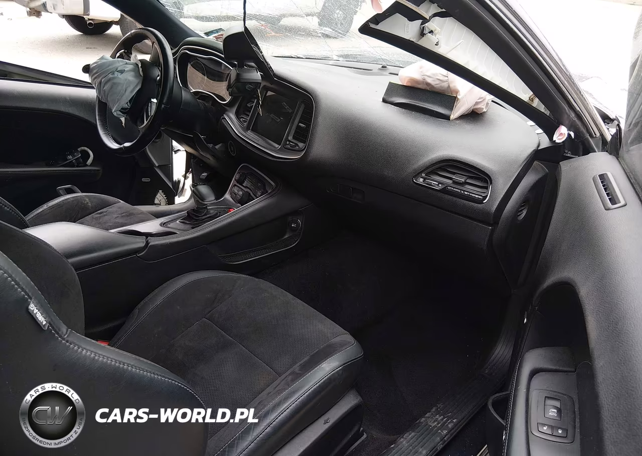 2017 Dodge Challenger Gt VIN:2C3CDZGG1HH605102 - 5