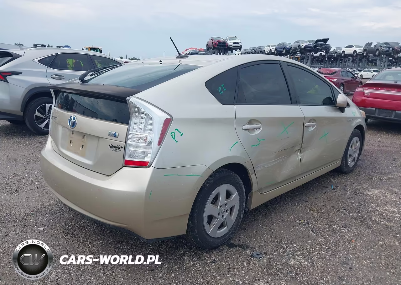 2011 Toyota Prius Two VIN:JTDKN3DU4B0270604 - 4