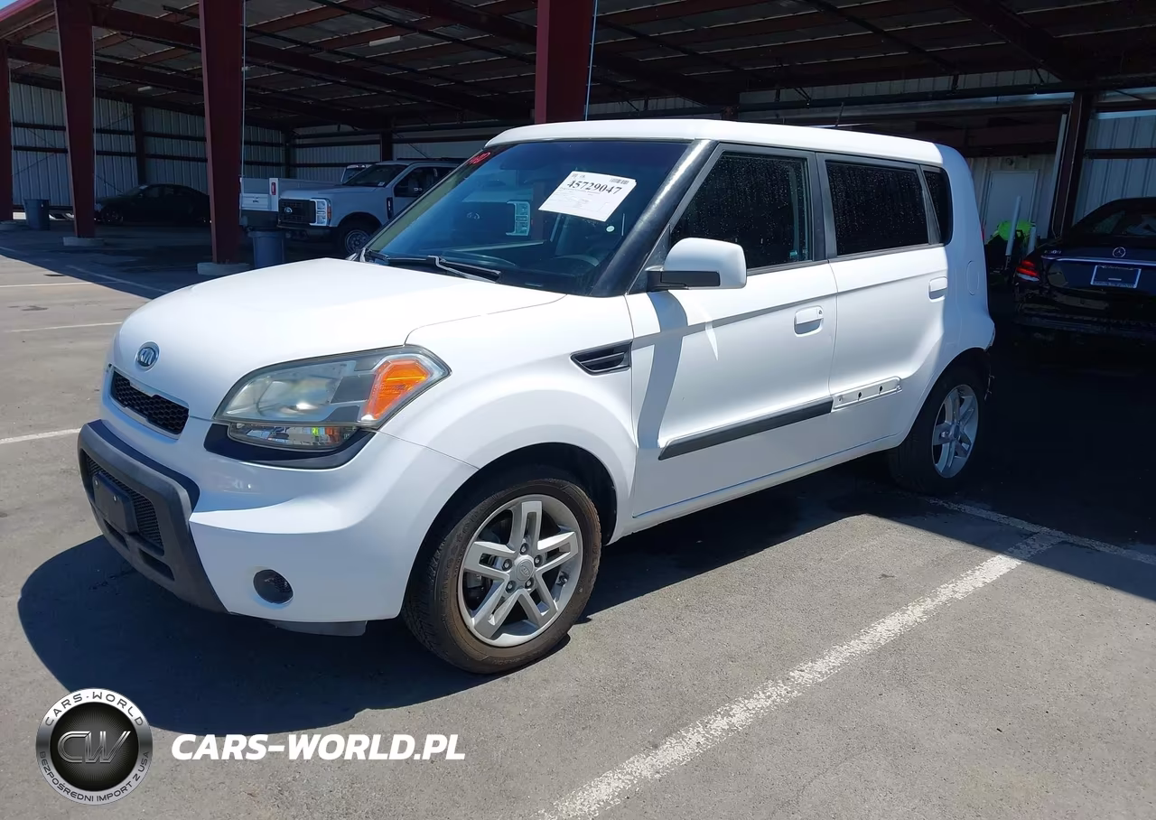 2010 Kia Soul + VIN:KNDJT2A25A7115984 - 2