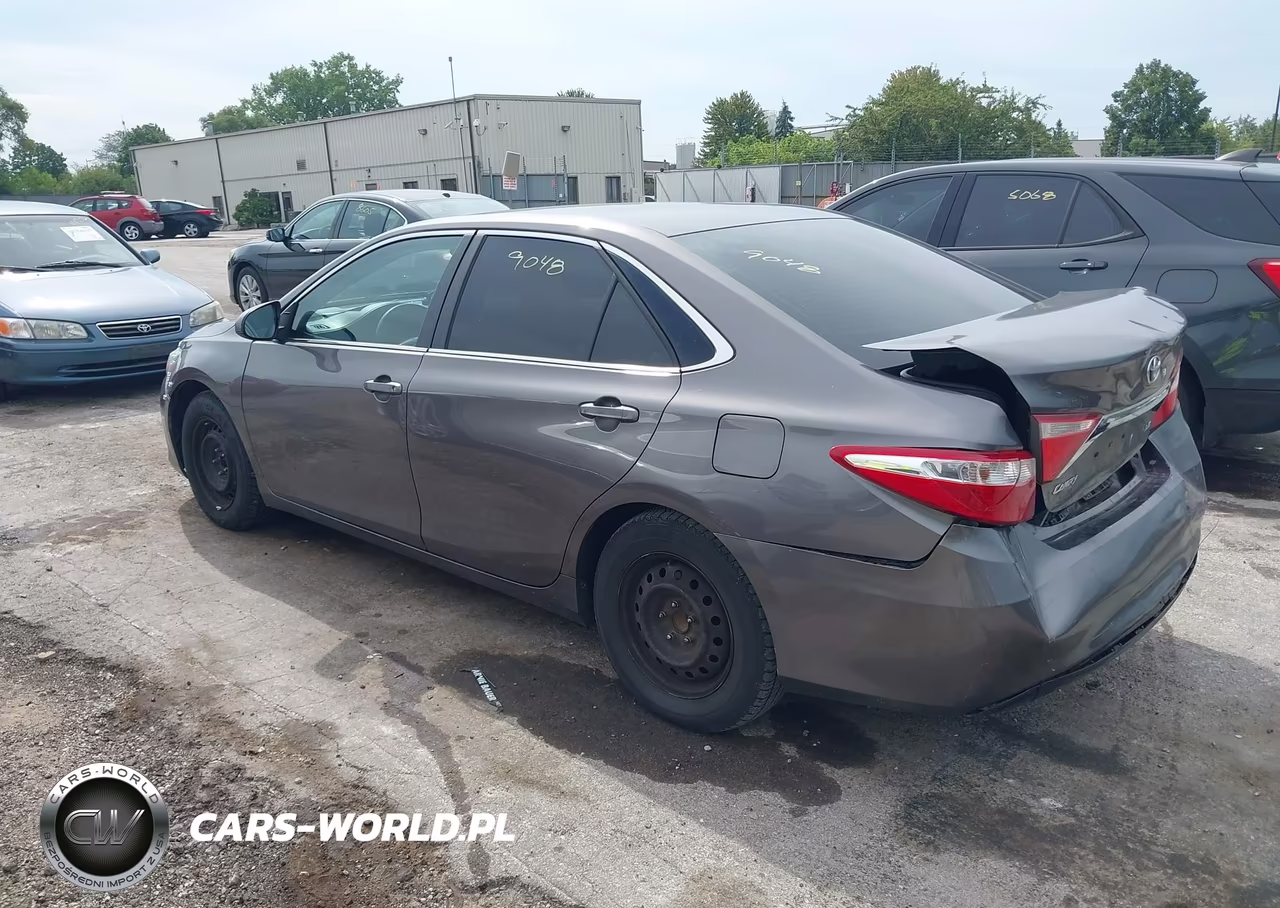 2015 Toyota Camry Le VIN:4T4BF1FK7FR467487 - 3