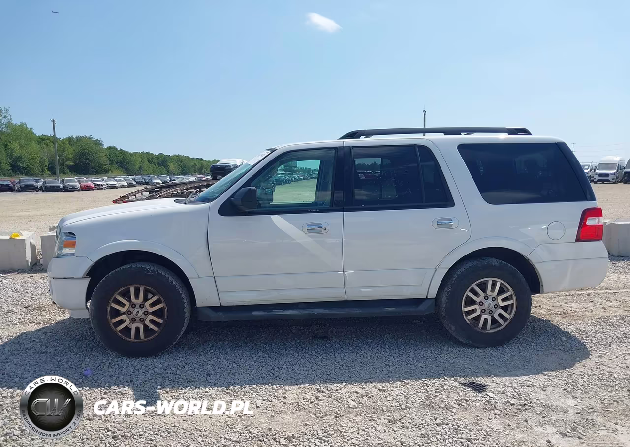2014 Ford Expedition Xlt VIN:1FMJU1J52EEF04998 - 13