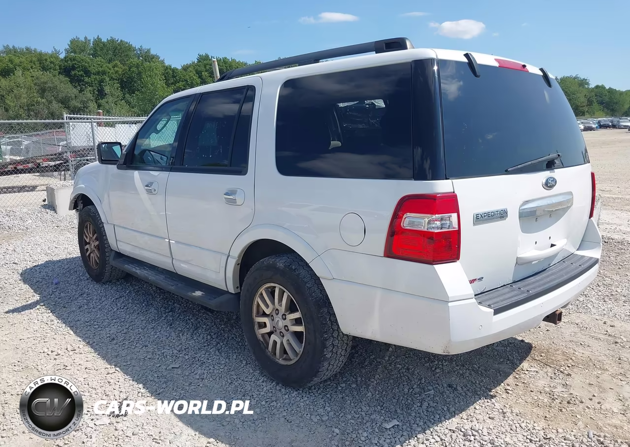 2014 Ford Expedition Xlt VIN:1FMJU1J52EEF04998 - 3