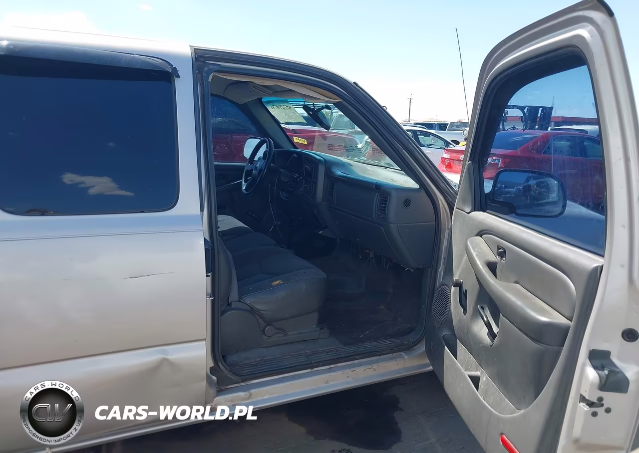 2005 GMC Sierra 1500 Work Truck VIN:1GTEC19X45Z165572 - 5