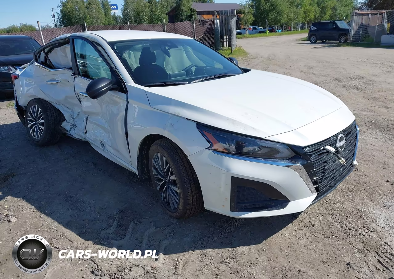 2025 Nissan Altima Sv Awd – zdjęcie 1 z 15