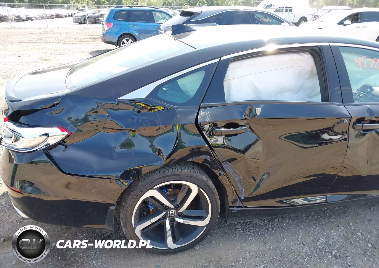 2022 Honda Accord Sport VIN:1HGCV1F32NA111304 - 6