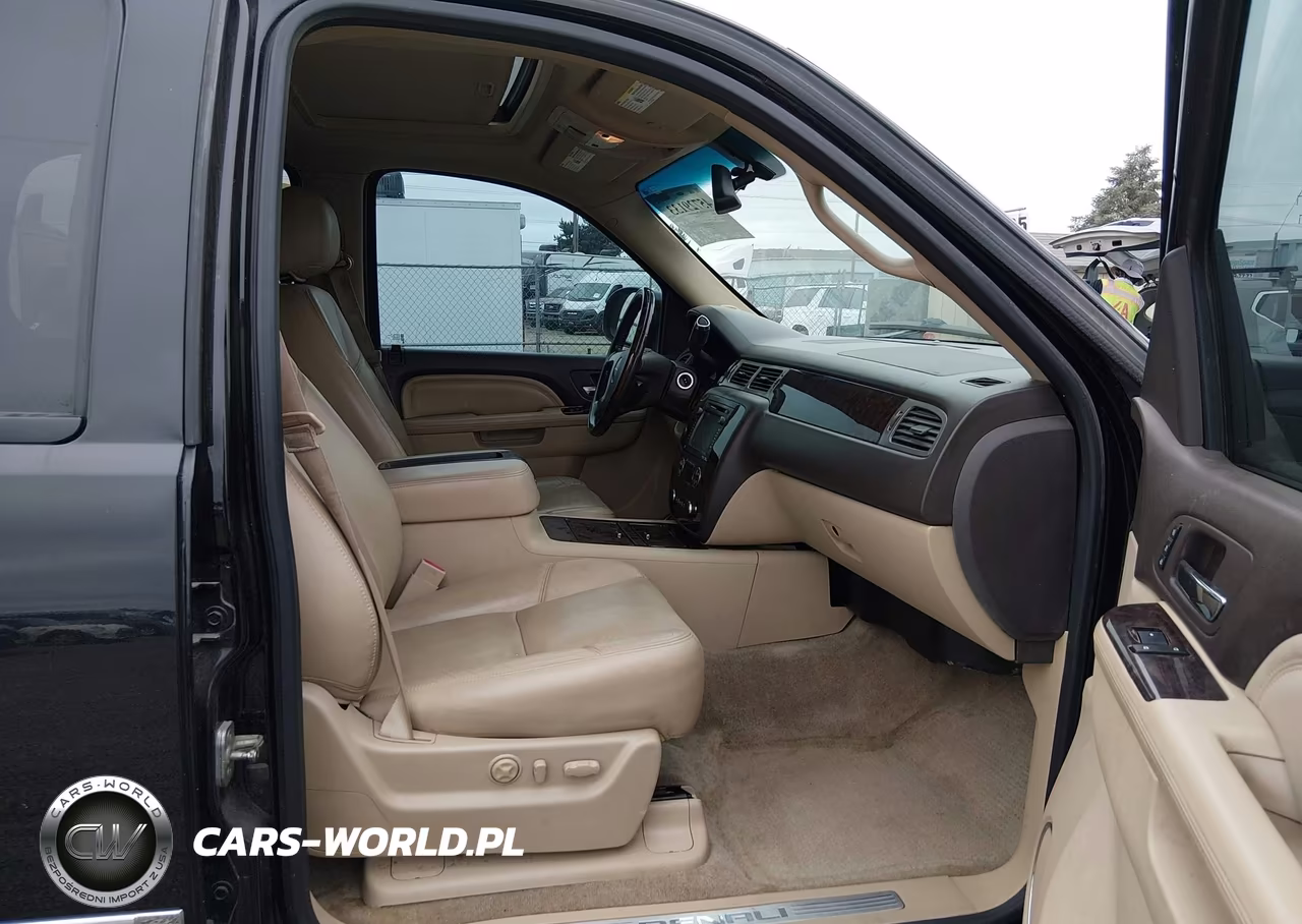 2013 GMC Yukon Denali VIN:1GKS2EEF4DR303866 - 5