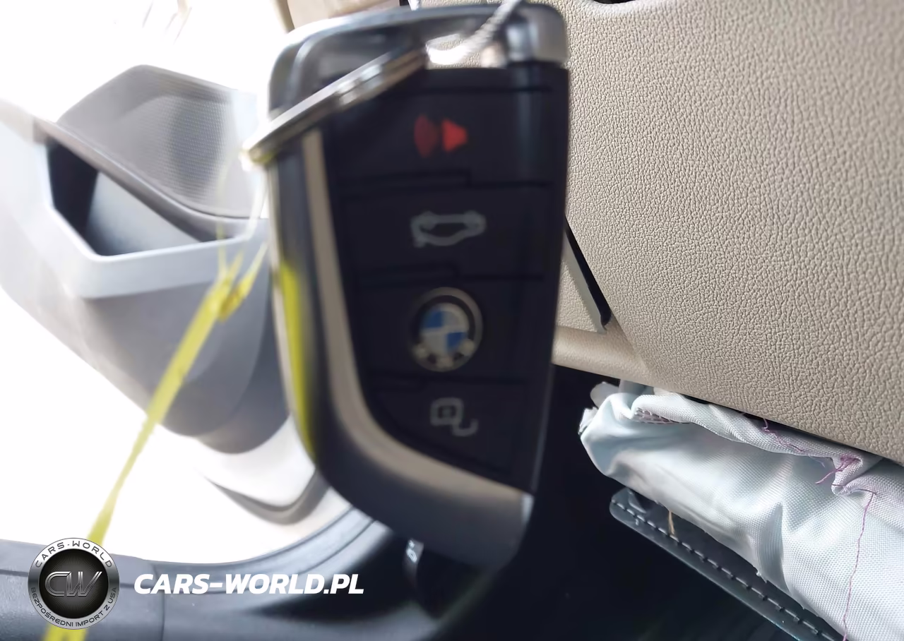 2020 BMW 330I xDrive VIN:3MW5R7J04L8B25870 - 11