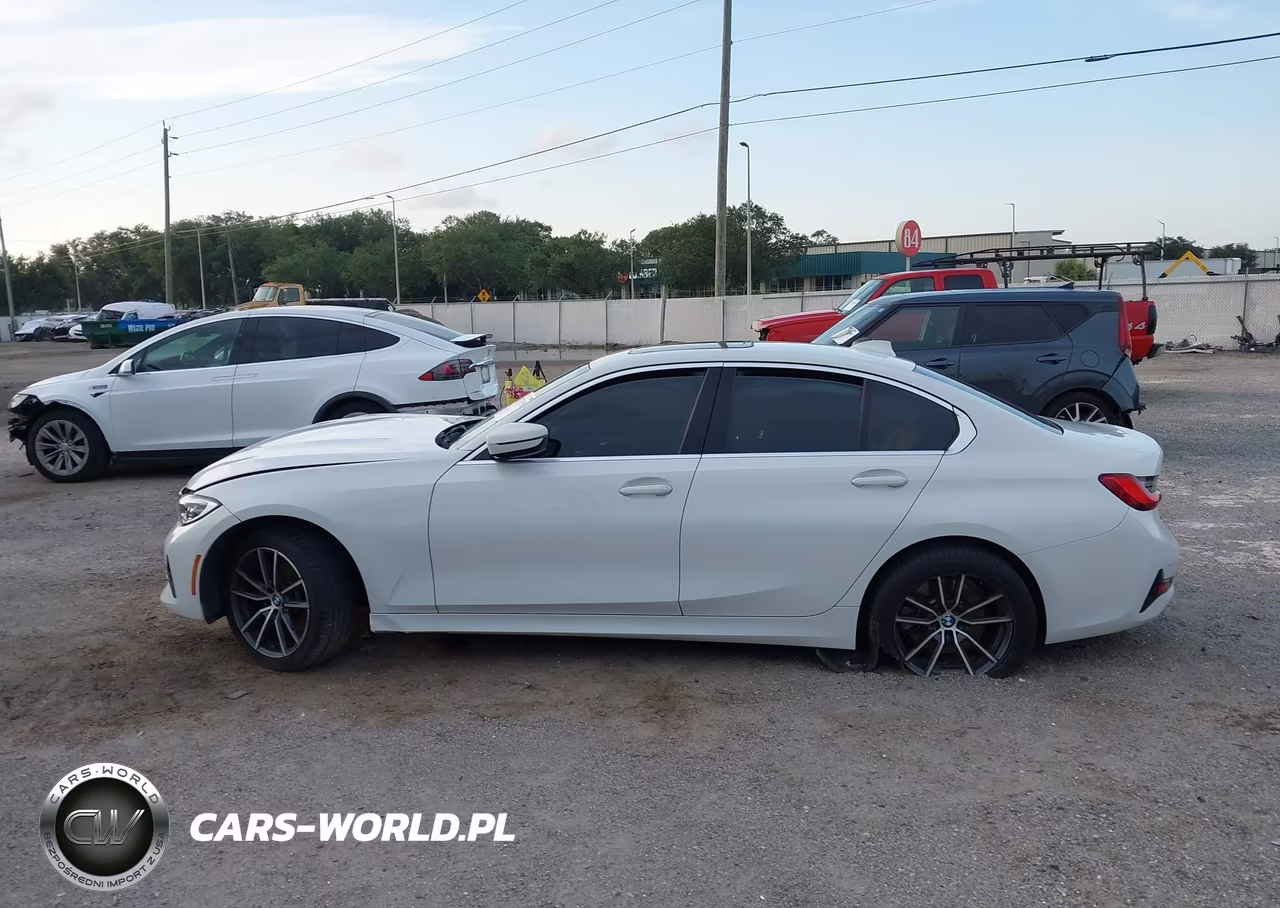 2020 BMW 330I xDrive VIN:3MW5R7J04L8B25870 - 14