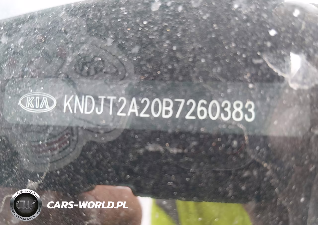 2011 Kia Soul + VIN:KNDJT2A20B7260383 - 17
