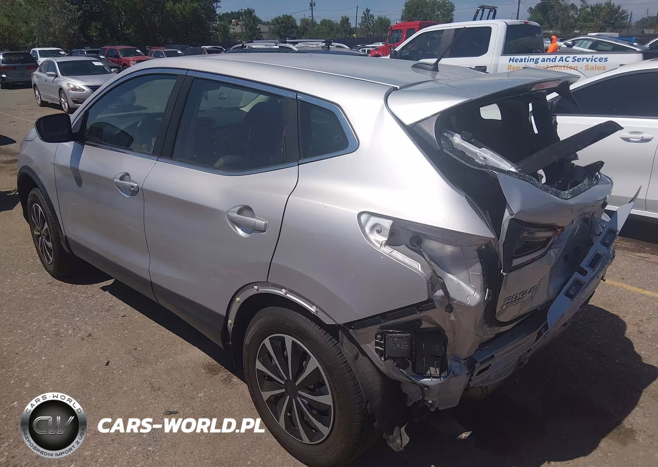 2020 Nissan Rogue Sport S VIN:JN1BJ1CW8LW644152 - 3