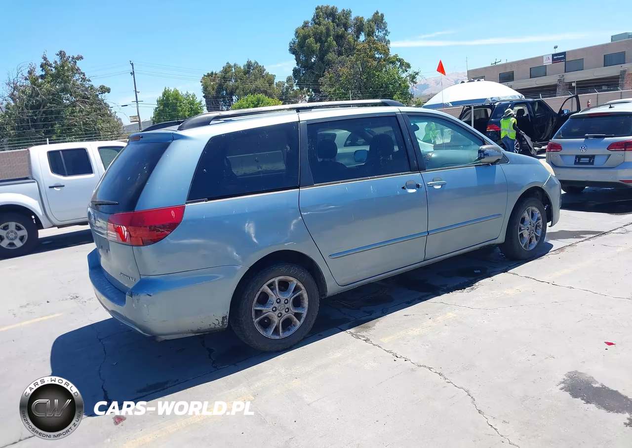 2005 Toyota Sienna Xle VIN:5TDZA22C85S249545 - 4