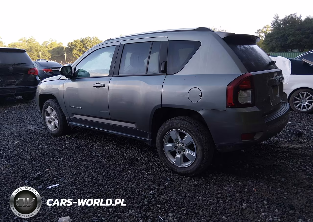 2014 Jeep Compass Sport VIN:1C4NJCBA0ED545612 - 3