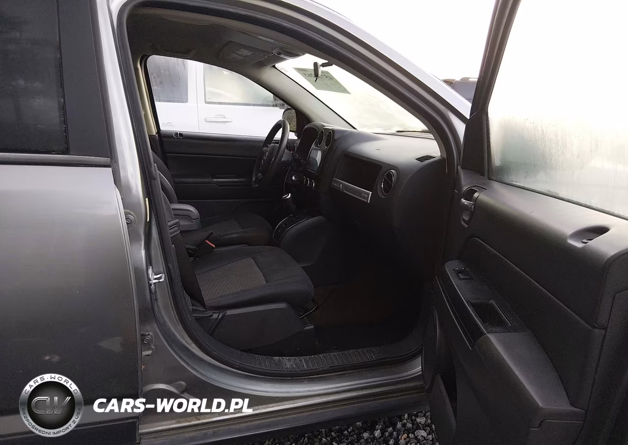2014 Jeep Compass Sport VIN:1C4NJCBA0ED545612 - 5