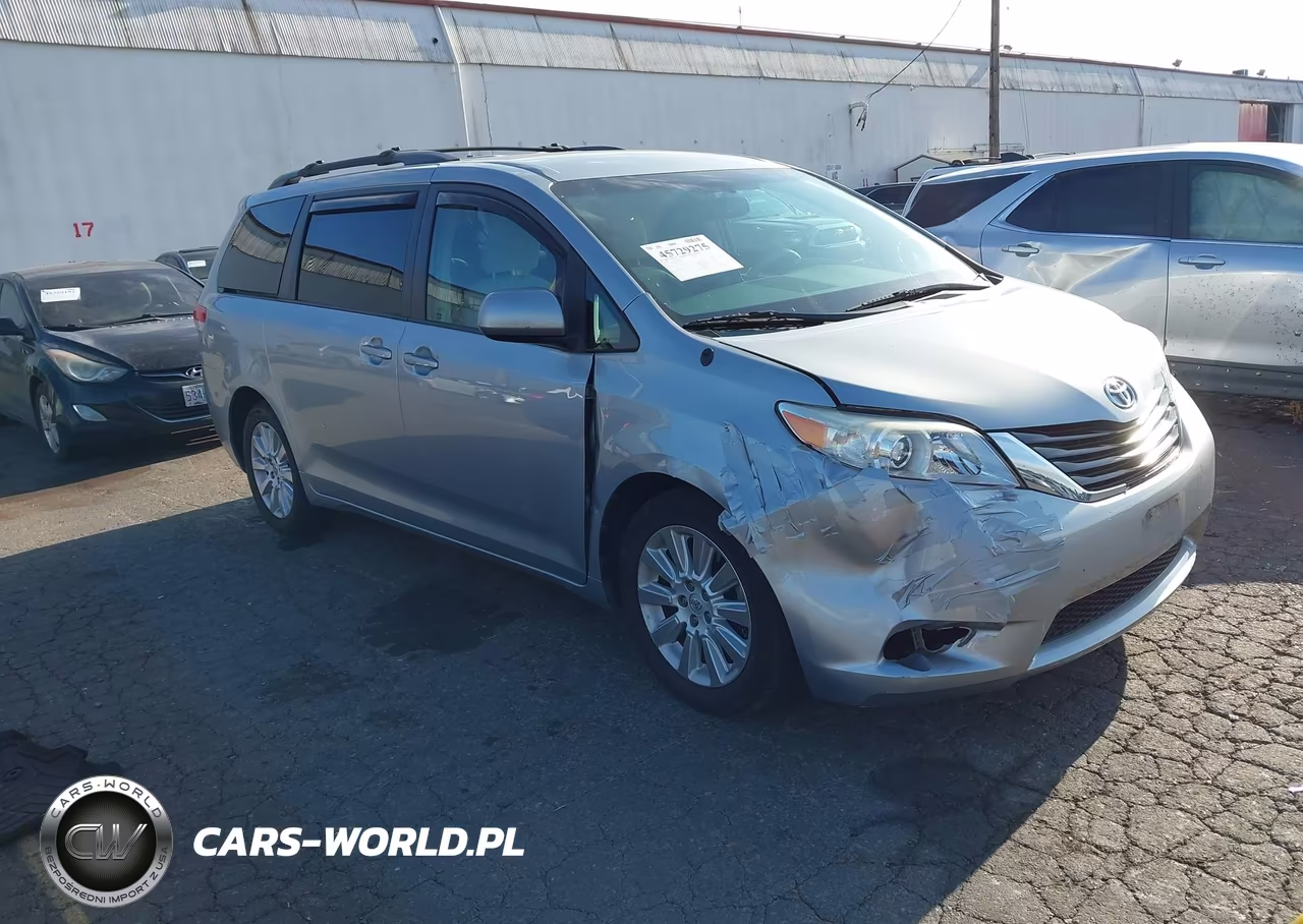 2014 Toyota Sienna Le 7 Passenger