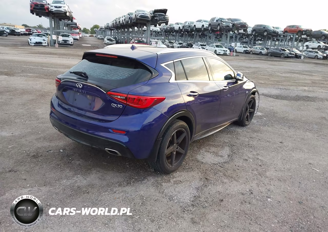 2017 Infiniti Qx30 Premium VIN:SJKCH5CP3HA020189 - 4