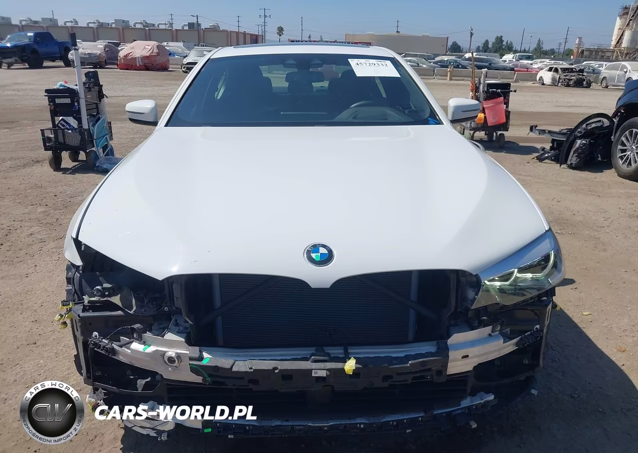 2018 BMW 530I VIN:WBAJA5C5XJWA56595 - 13