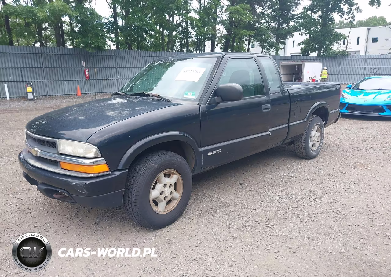 2000 Chevrolet S-10 Ls VIN:1GCDT19WXY8281971 - 2