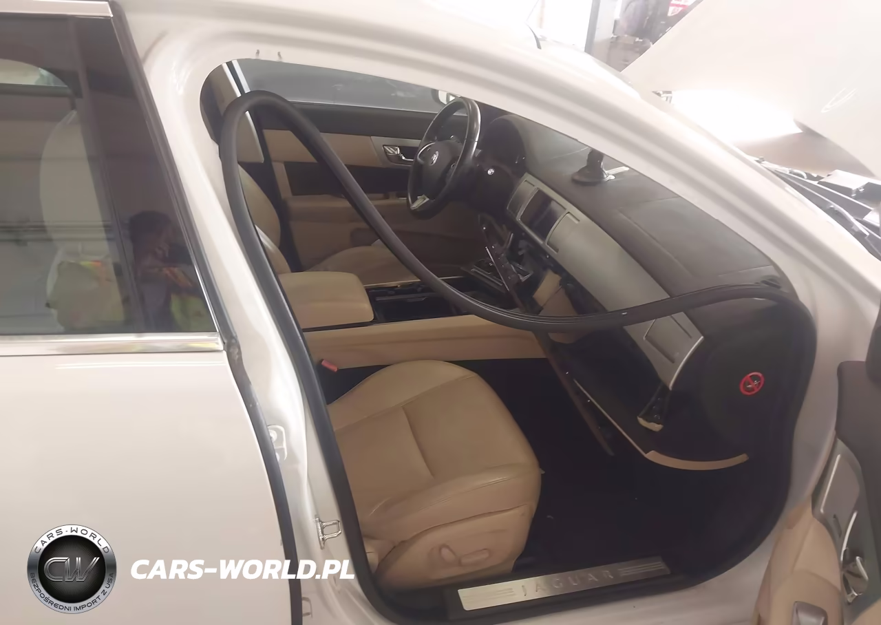 2013 Jaguar Xf V6 Sc VIN:SAJWJ0EF7D8S88645 - 5