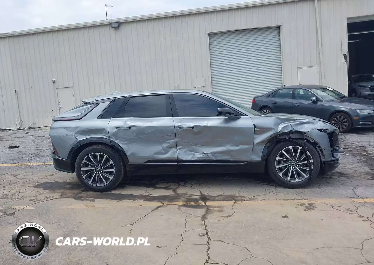2024 Cadillac Lyriq Sport W-1Sf VIN:1GYKPTRK9RZ107335 - 13