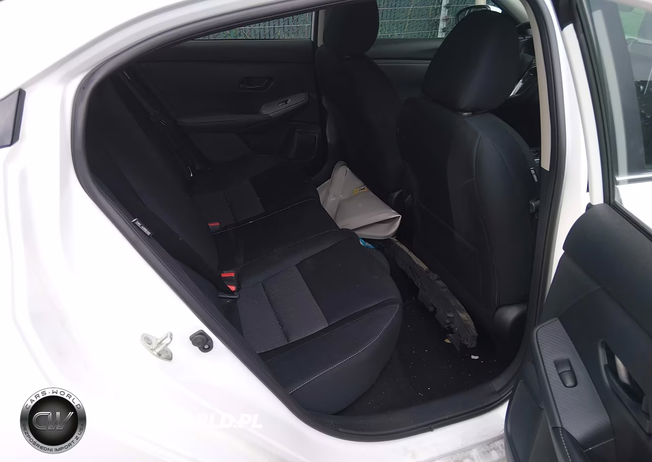 2025 Nissan Sentra Sv VIN:3N1AB8CV1SY260780 - 8