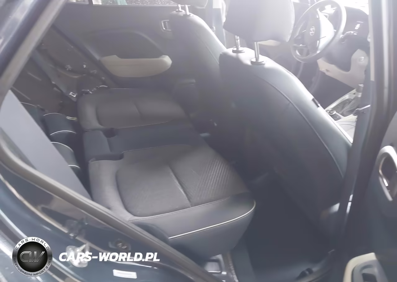 2025 Hyundai Venue Limited VIN:KMHRC8A38SU386664 - 8