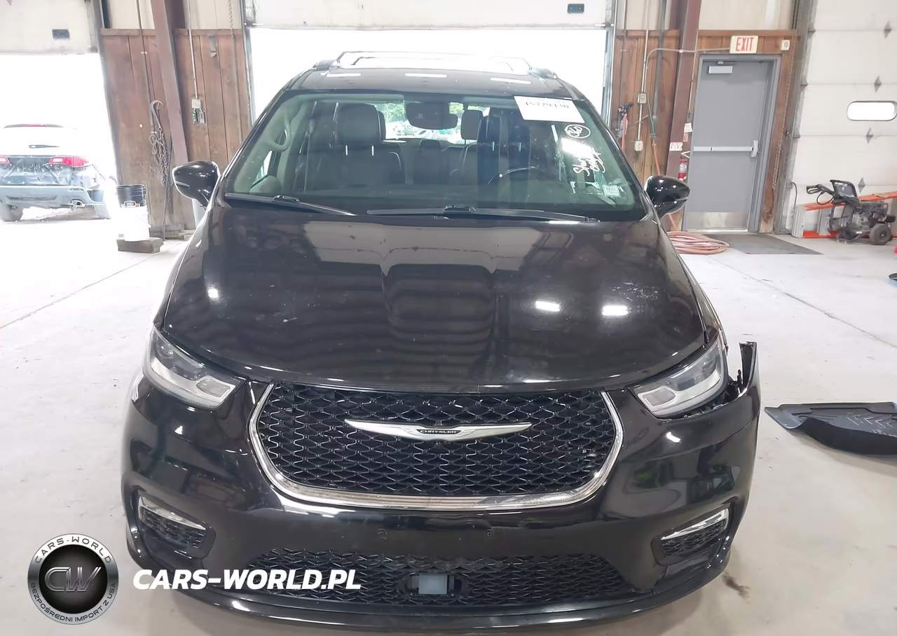 2021 Chrysler Pacifica Touring L VIN:2C4RC1BG7MR592944 - 12