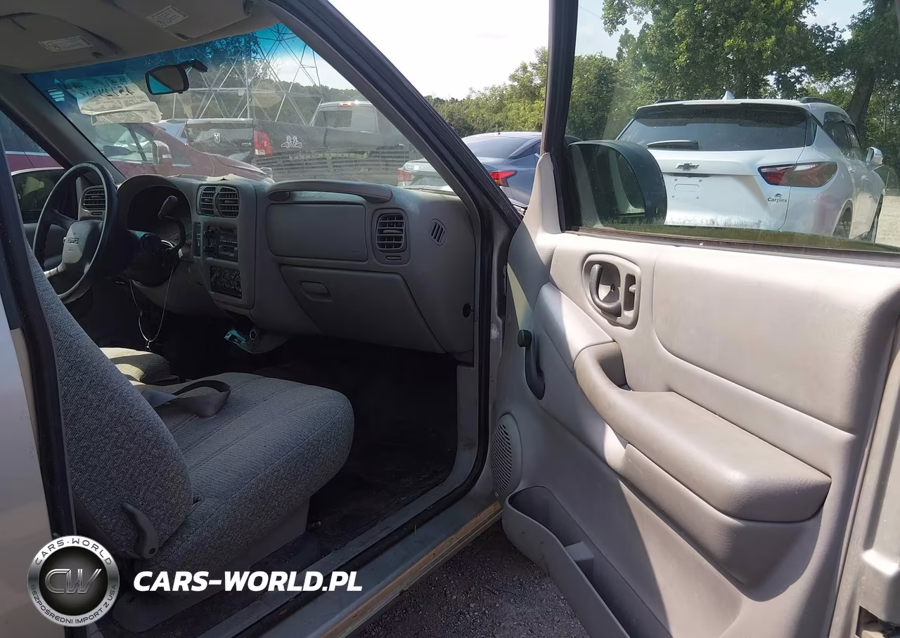 1999 GMC Sonoma Sl VIN:1GTCS1443X8506539 - 5