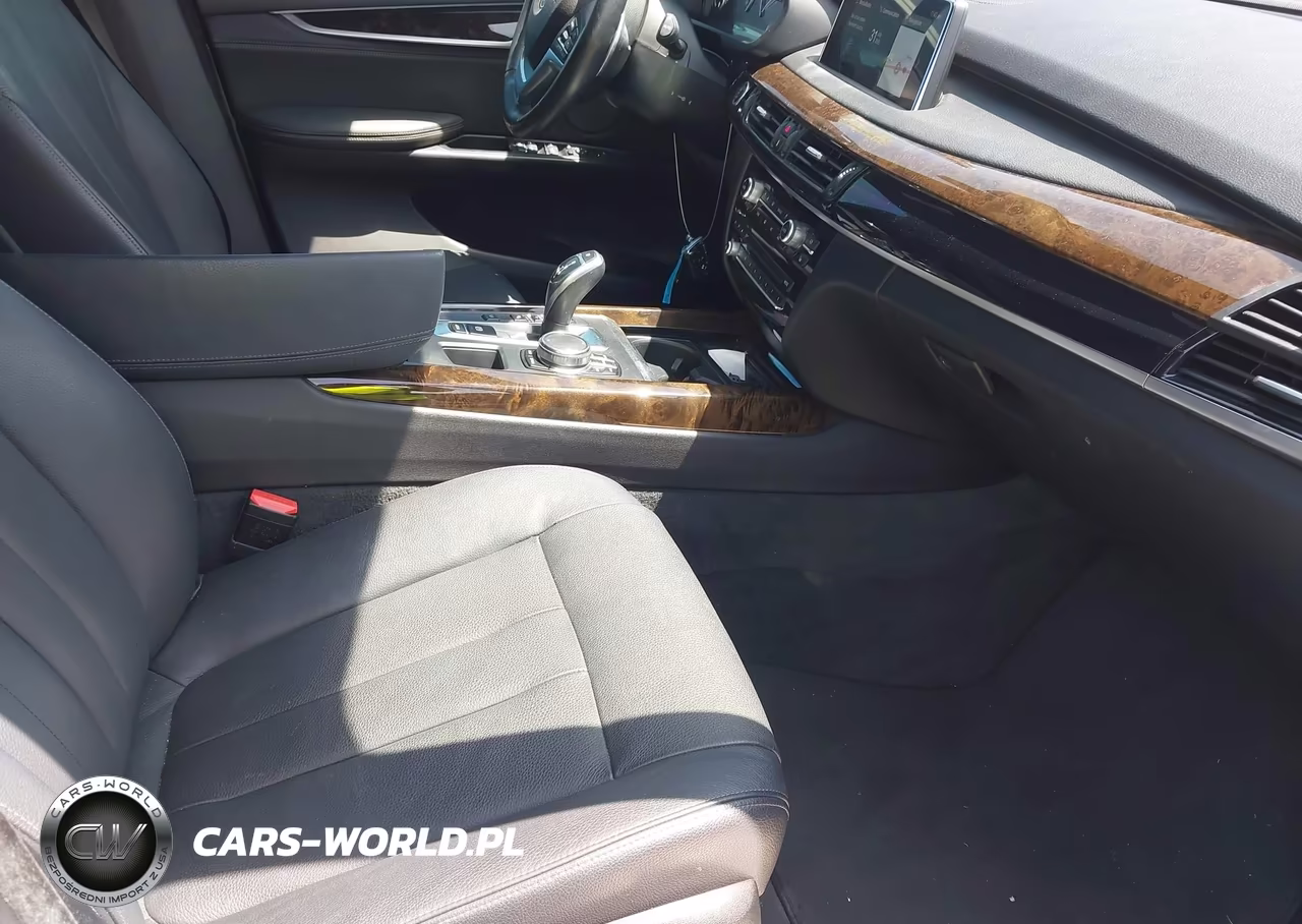 2018 BMW X5 xDrive35D VIN:5UXKS4C5XJ0Y17378 - 5