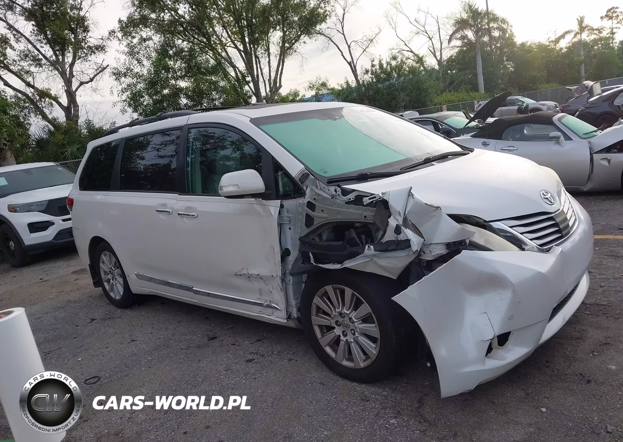2014 Toyota Sienna Limited V6 7 Passenger – zdjęcie 1 z 16