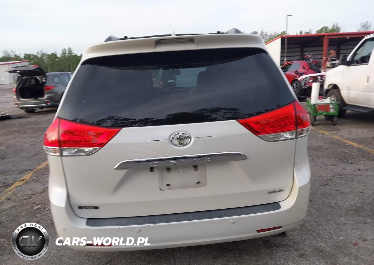 2014 Toyota Sienna Limited V6 7 Passenger VIN:5TDYK3DC6ES456995 - 16