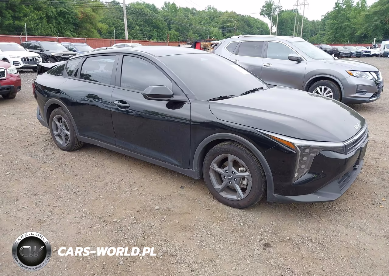 2025 Kia K4 Lxs VIN:3KPFT4DE9SE213876 - 1