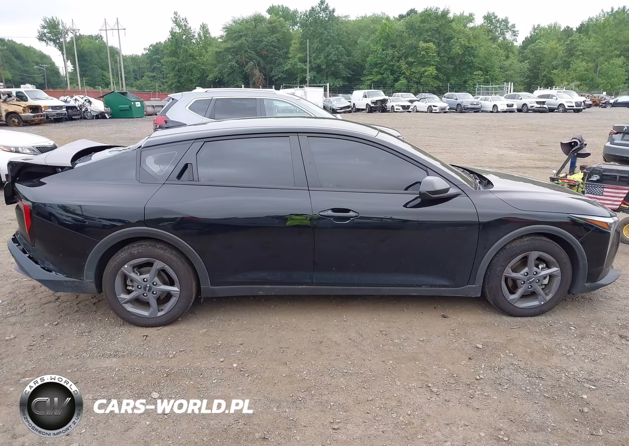 2025 Kia K4 Lxs VIN:3KPFT4DE9SE213876 - 13