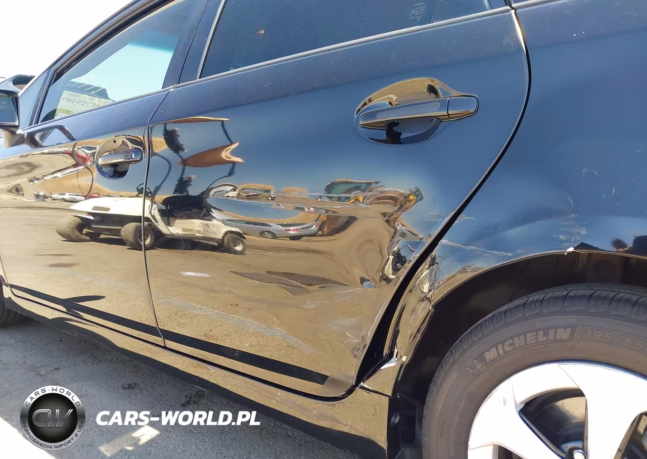 2013 Toyota Prius Four VIN:JTDKN3DU5D1716594 - 6