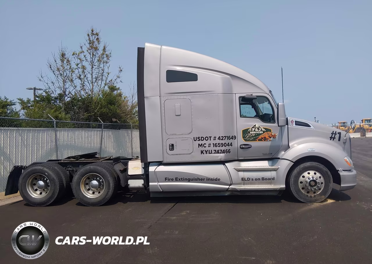 2015 Kenworth Construction T680 VIN:1XKYD49X8FJ438402 - 15