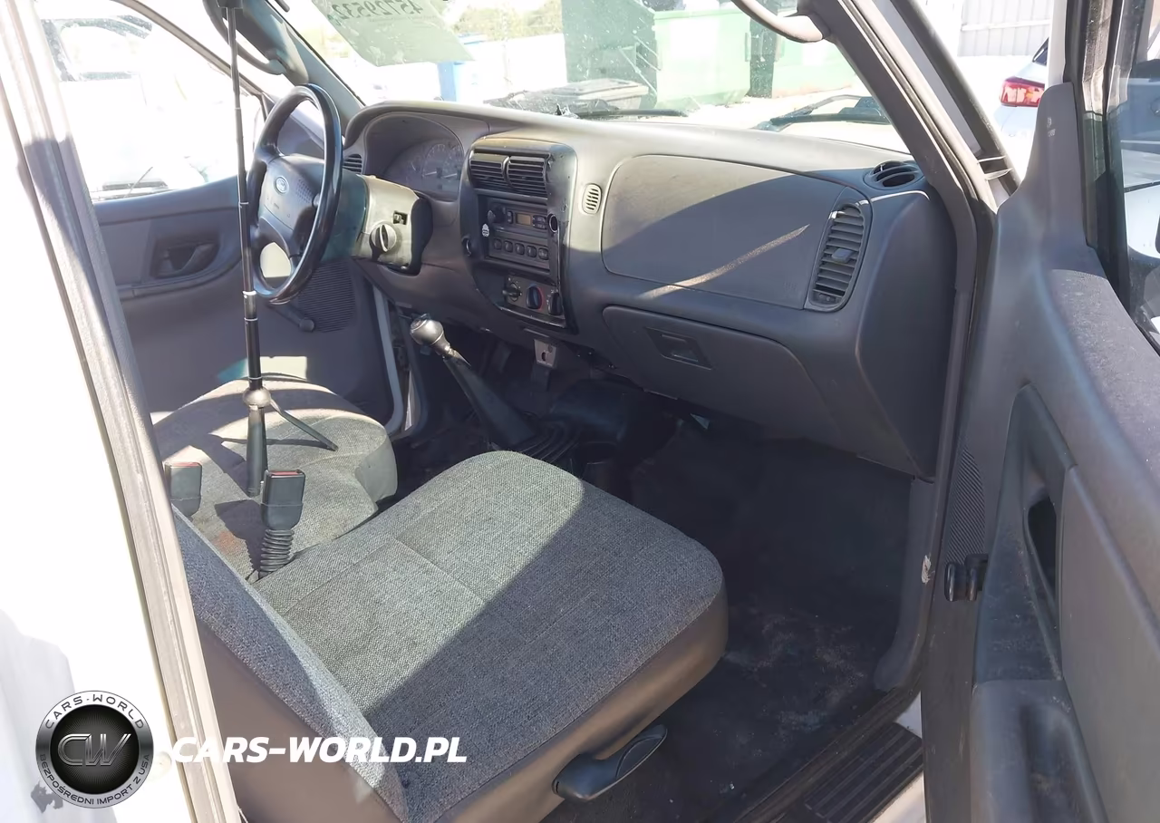 2003 Ford Ranger Xl-Xlt VIN:1FTYR10D03PB15825 - 5